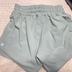 lululemon hotty hot shorts